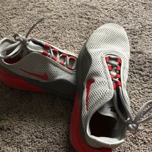 Nike Air Max Motion 2 Running Shoe